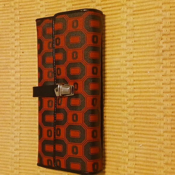 Fanbags Handbags - NWOT Ladies Ohio State Wallet